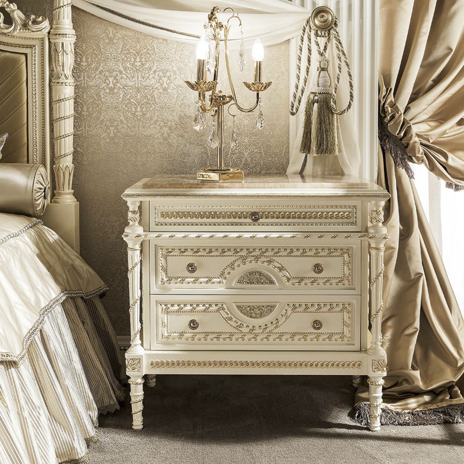 Classic bedside table - Modenese Interiors Luxury Furniture 